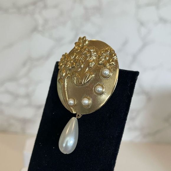 Vintage Art Nouveau Style Gibson Girl Brooch Pin Faux Pearl Dangle Drop Romantic - Picture 4 of 7